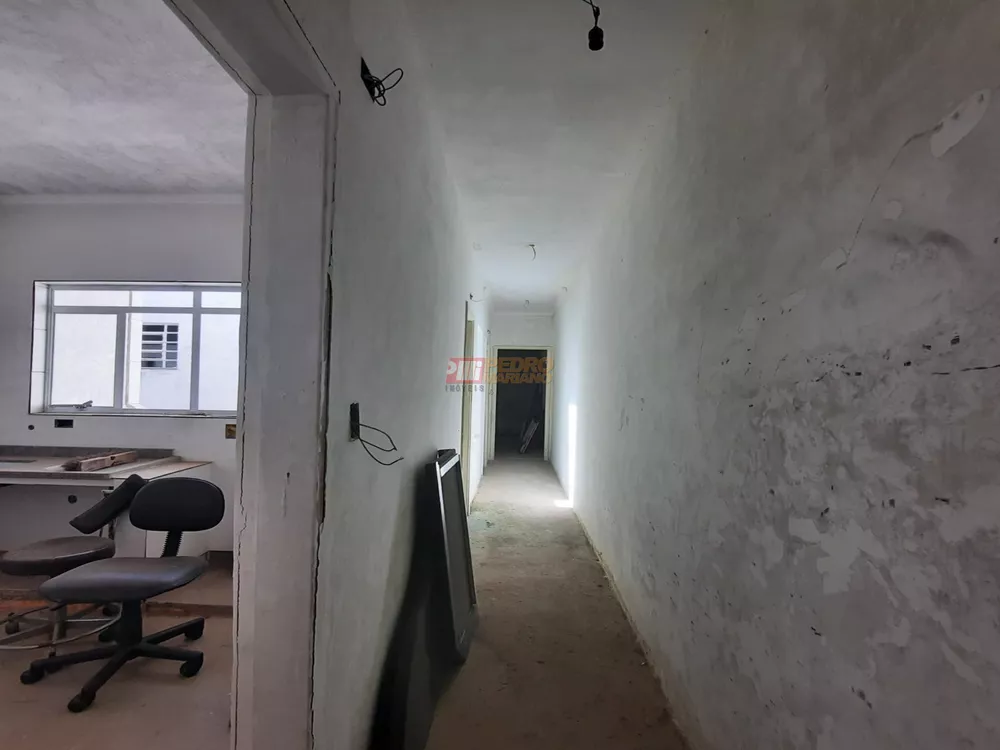 Casa, 4 quartos, 232 m² - Foto 4