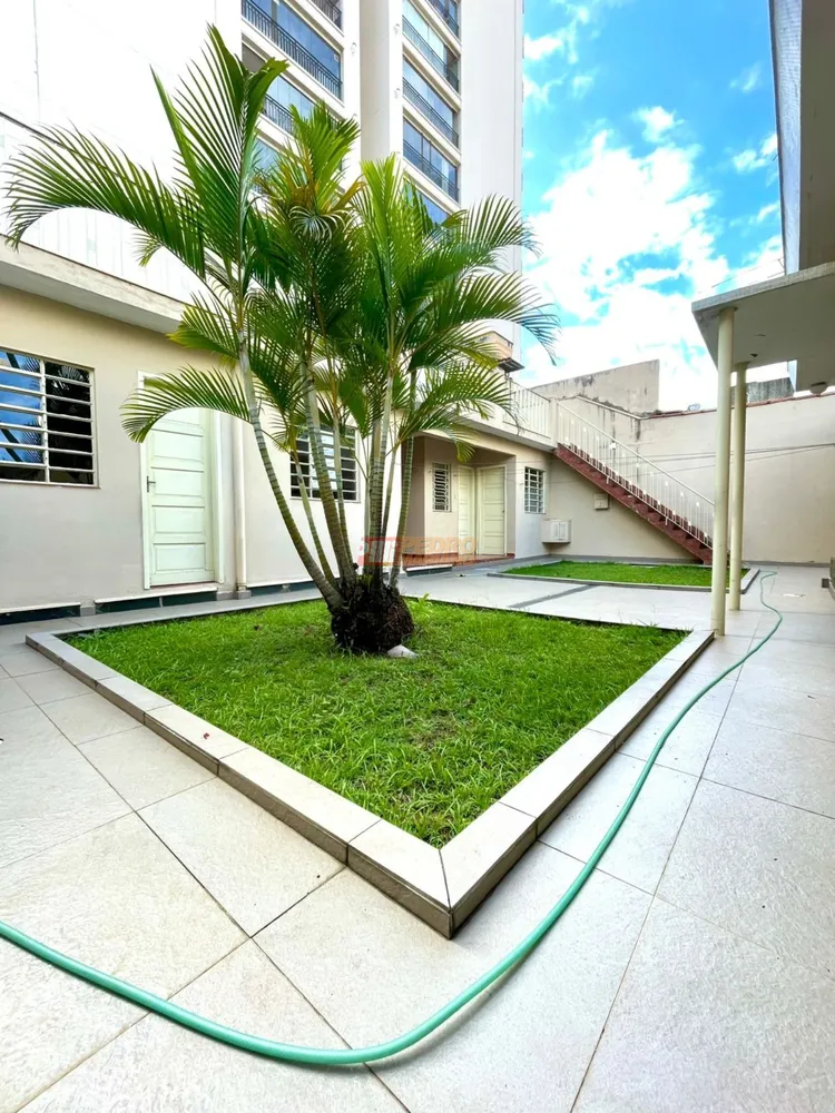 Casa, 4 quartos, 222 m² - Foto 9