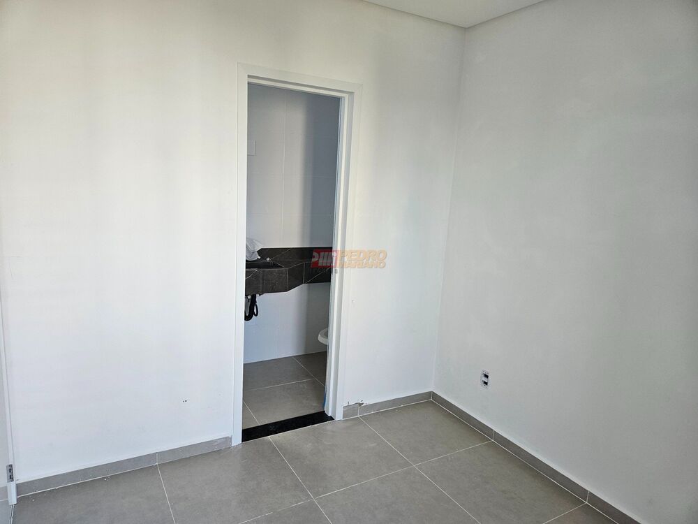 Cobertura à venda com 2 quartos, 112m² - Foto 3