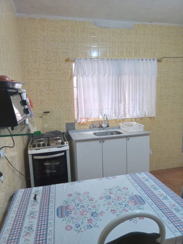 Sobrado à venda com 6 quartos, 299m² - Foto 2