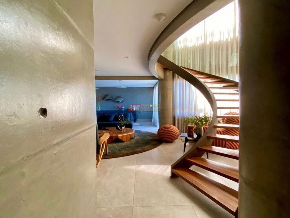 Cobertura à venda com 3 quartos, 460m² - Foto 4