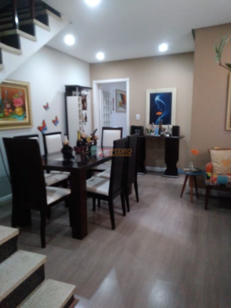 Sobrado, 3 quartos, 203 m² - Foto 1