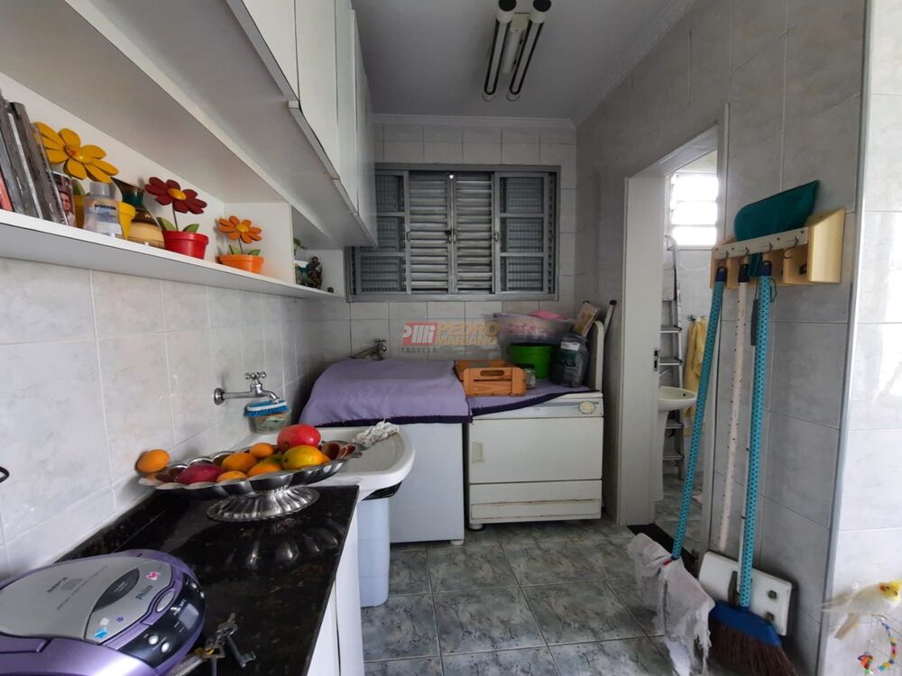 Sobrado, 4 quartos, 248 m² - Foto 1