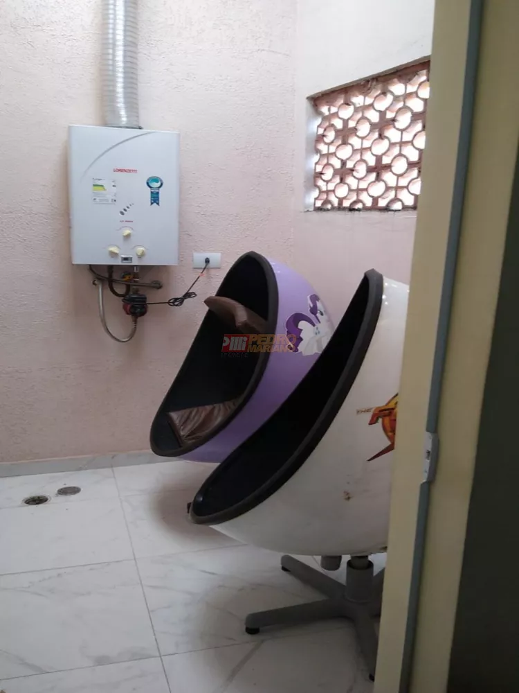 Sobrado, 3 quartos, 242 m² - Foto 11