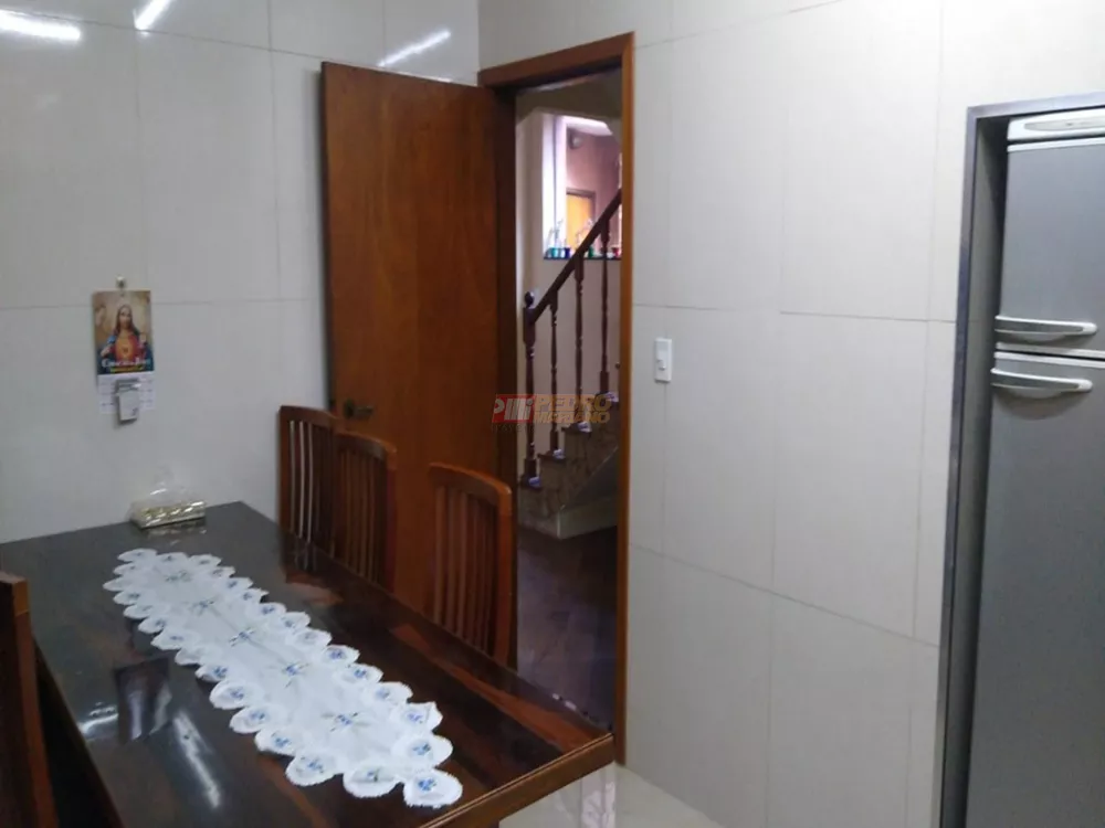 Sobrado, 3 quartos, 242 m² - Foto 8