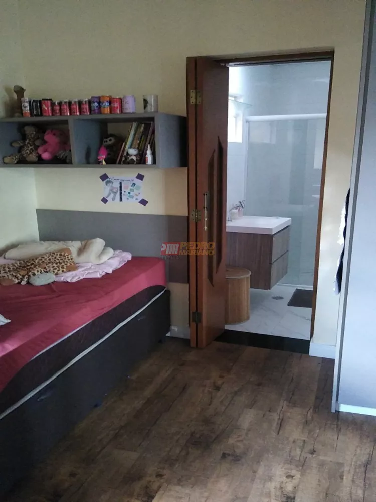 Sobrado, 3 quartos, 242 m² - Foto 5