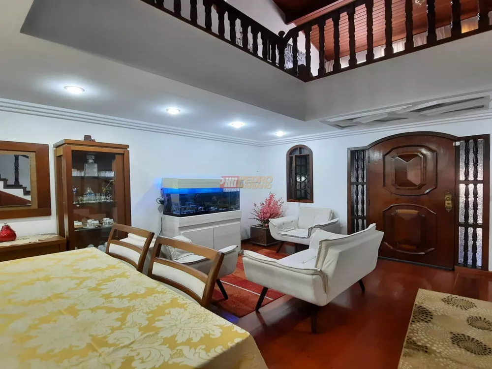 Sobrado, 3 quartos, 242 m² - Foto 5