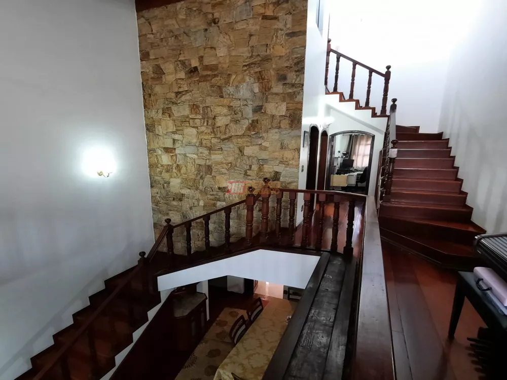 Sobrado, 3 quartos, 242 m² - Foto 17