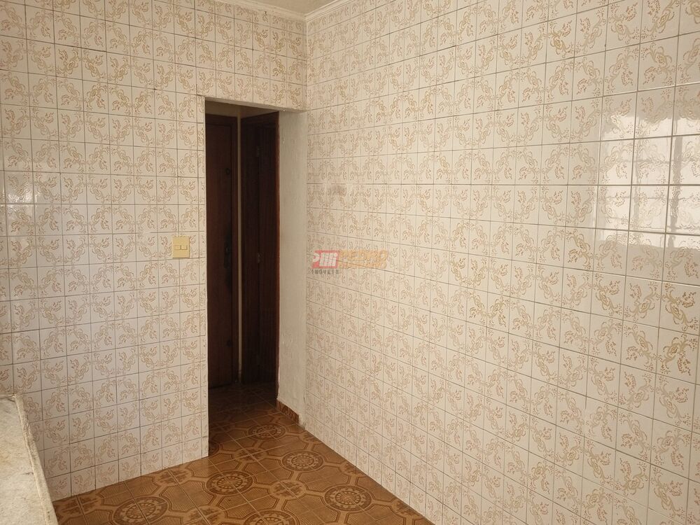 Casa à venda e aluguel com 3 quartos, 134m² - Foto 4