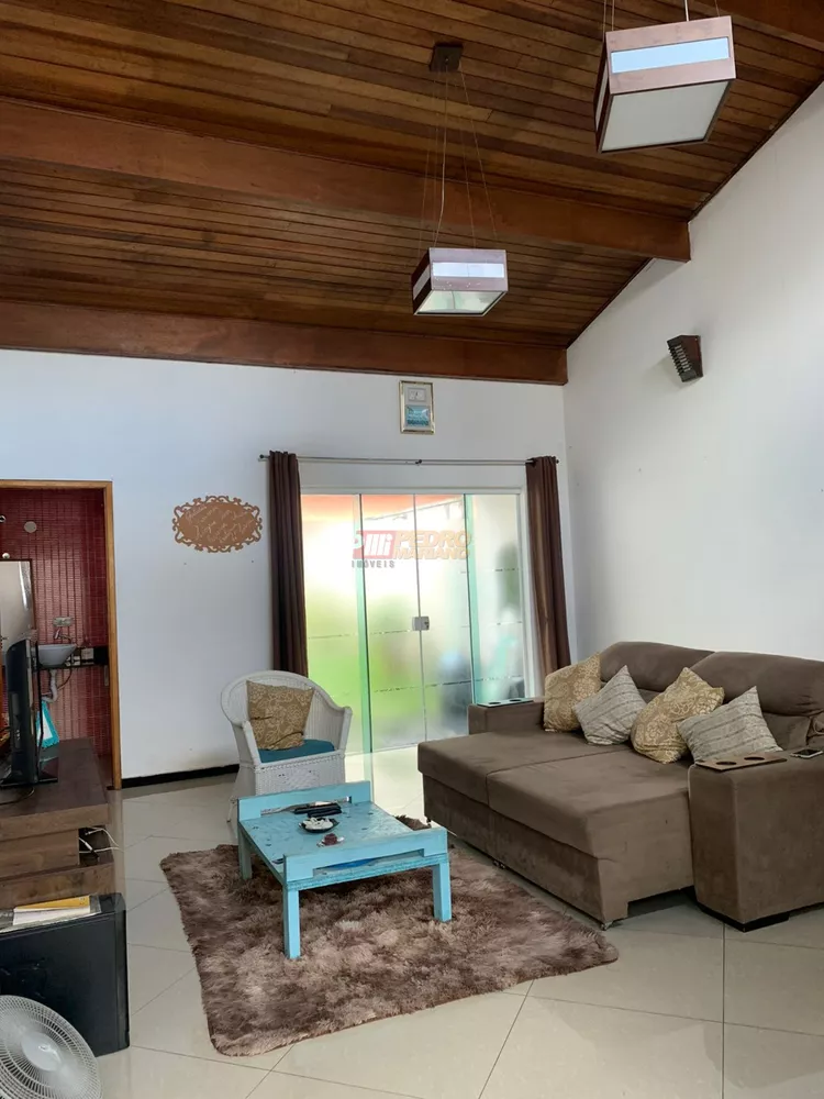 Sobrado à venda com 3 quartos, 180m² - Foto 2