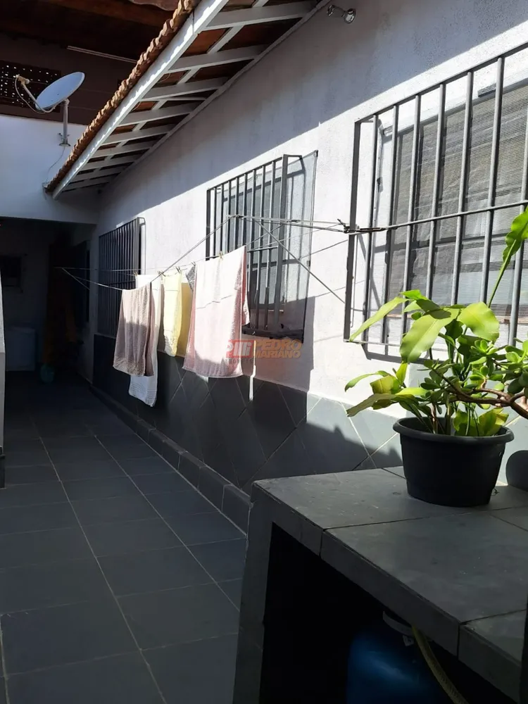 Casa, 3 quartos, 156 m² - Foto 3