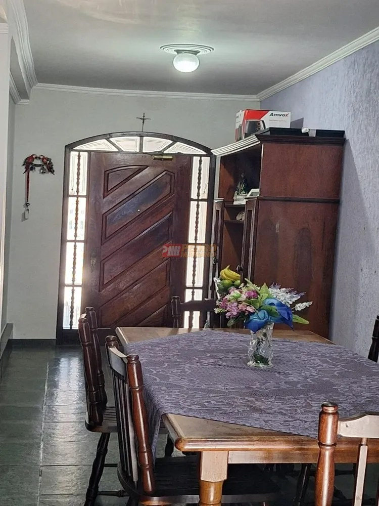 Casa, 3 quartos, 156 m² - Foto 4