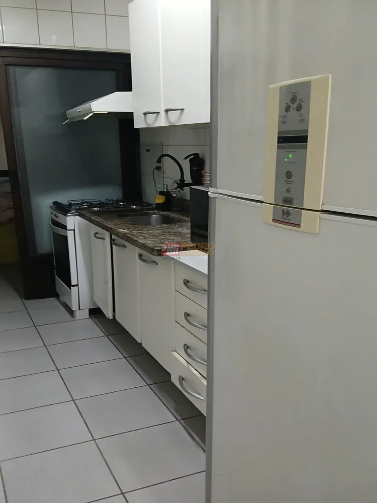 Apartamento, 3 quartos, 61 m² - Foto 2