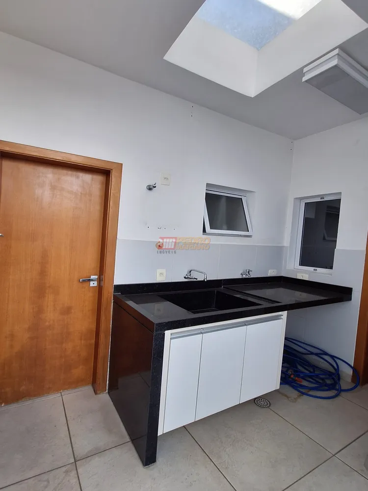Sobrado, 3 quartos, 288 m² - Foto 8