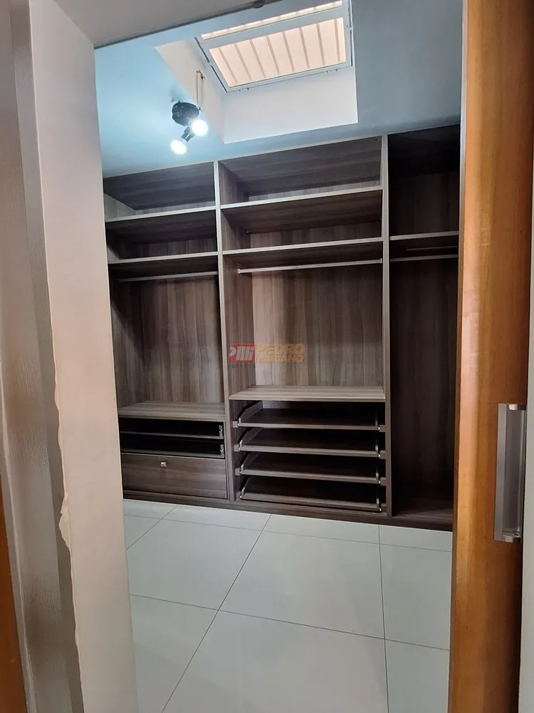 Sobrado, 3 quartos, 288 m² - Foto 3