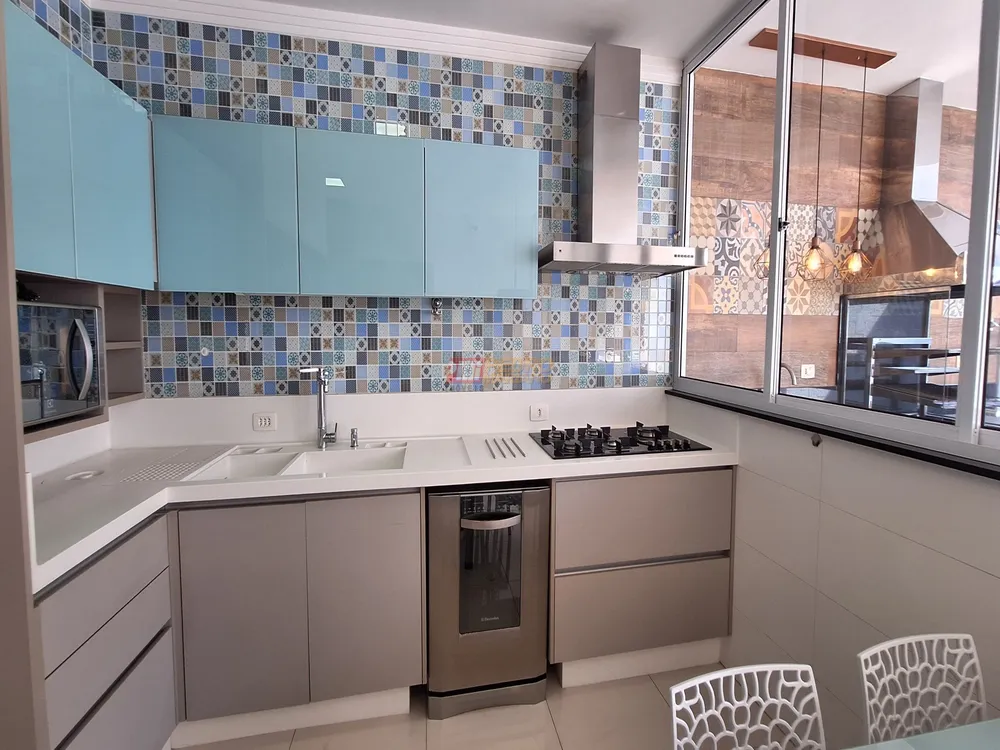 Sobrado, 3 quartos, 288 m² - Foto 4