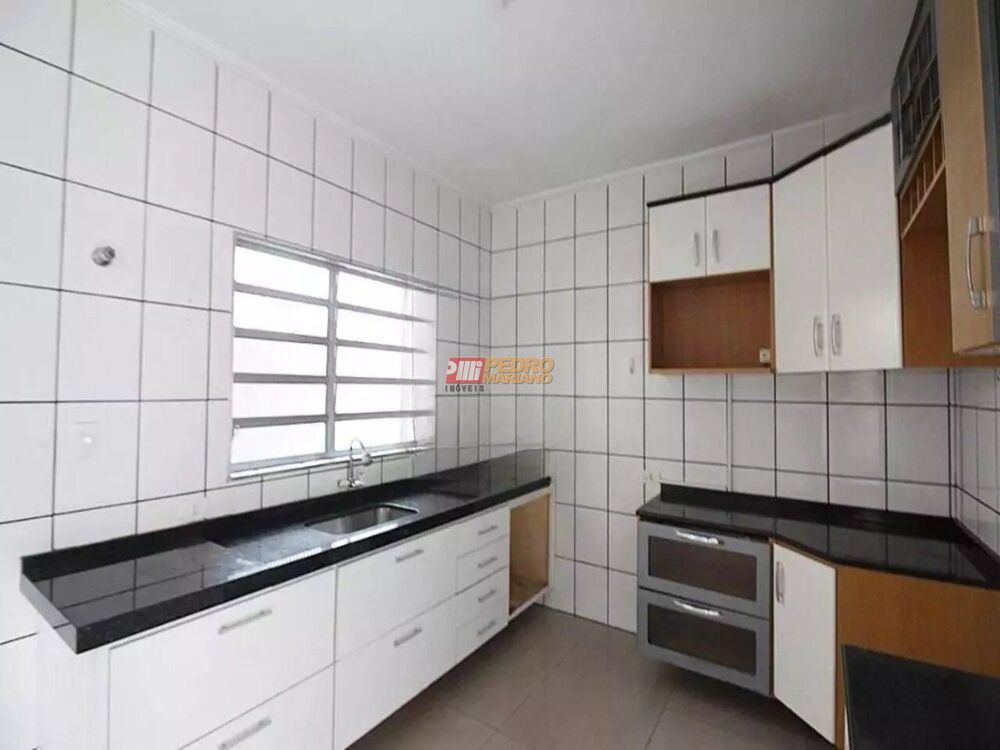 Sobrado à venda com 2 quartos, 126m² - Foto 1