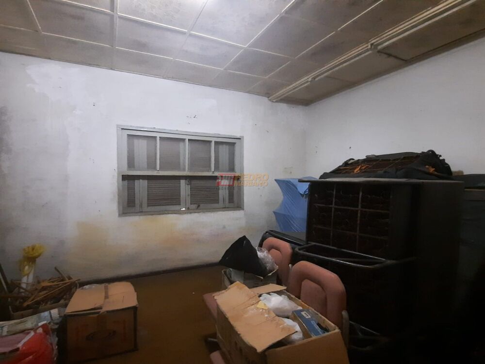 Casa, 3 quartos, 209 m² - Foto 4