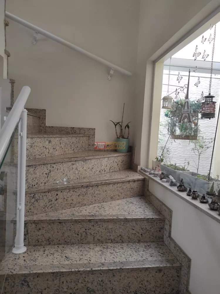 Sobrado, 3 quartos, 200 m² - Foto 8