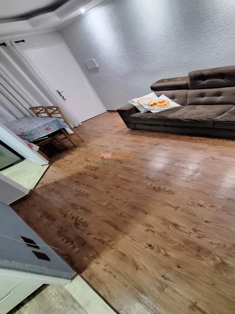 Apartamento à venda com 2 quartos, 42m² - Foto 1