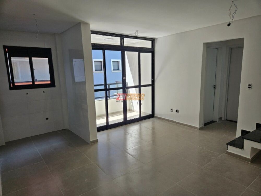 Cobertura à venda com 2 quartos, 121m² - Foto 1