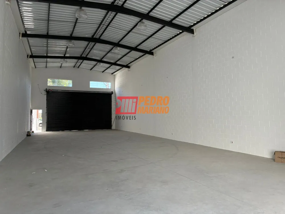 Depósito-Galpão, 230 m² - Foto 1