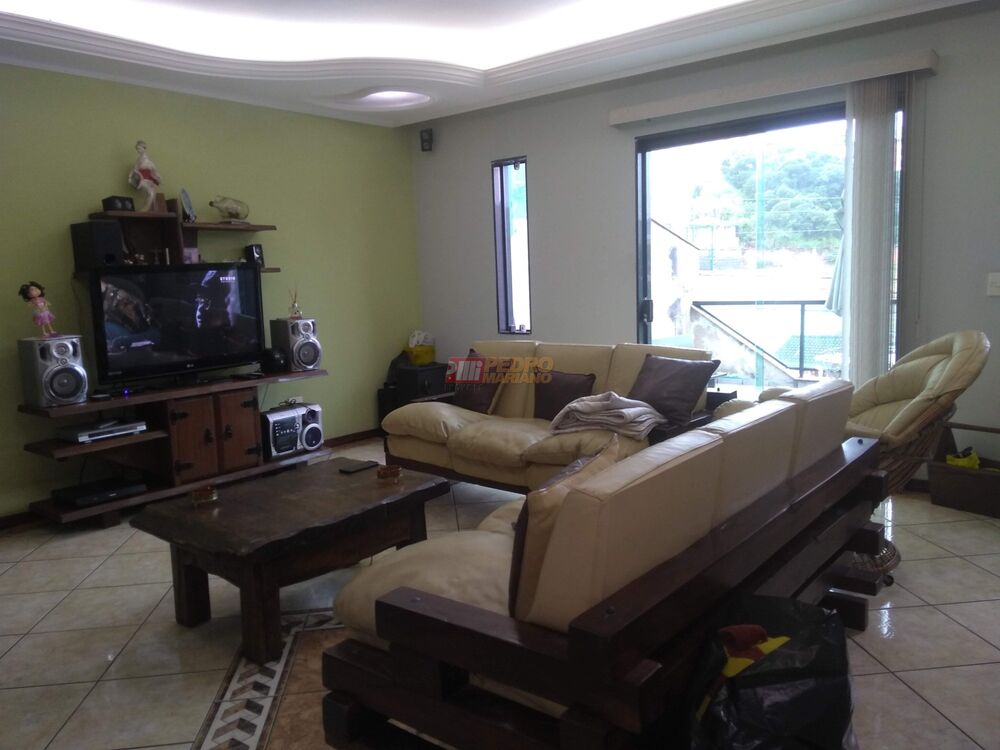 Sobrado, 3 quartos, 330 m² - Foto 1