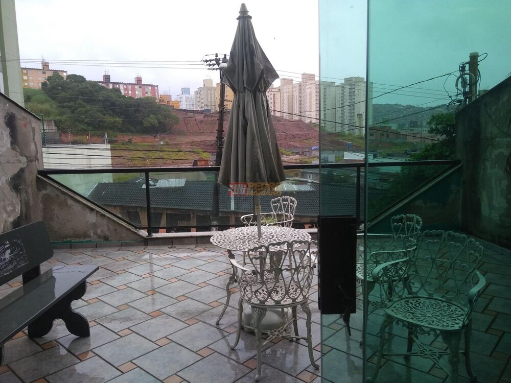 Sobrado, 3 quartos, 330 m² - Foto 2