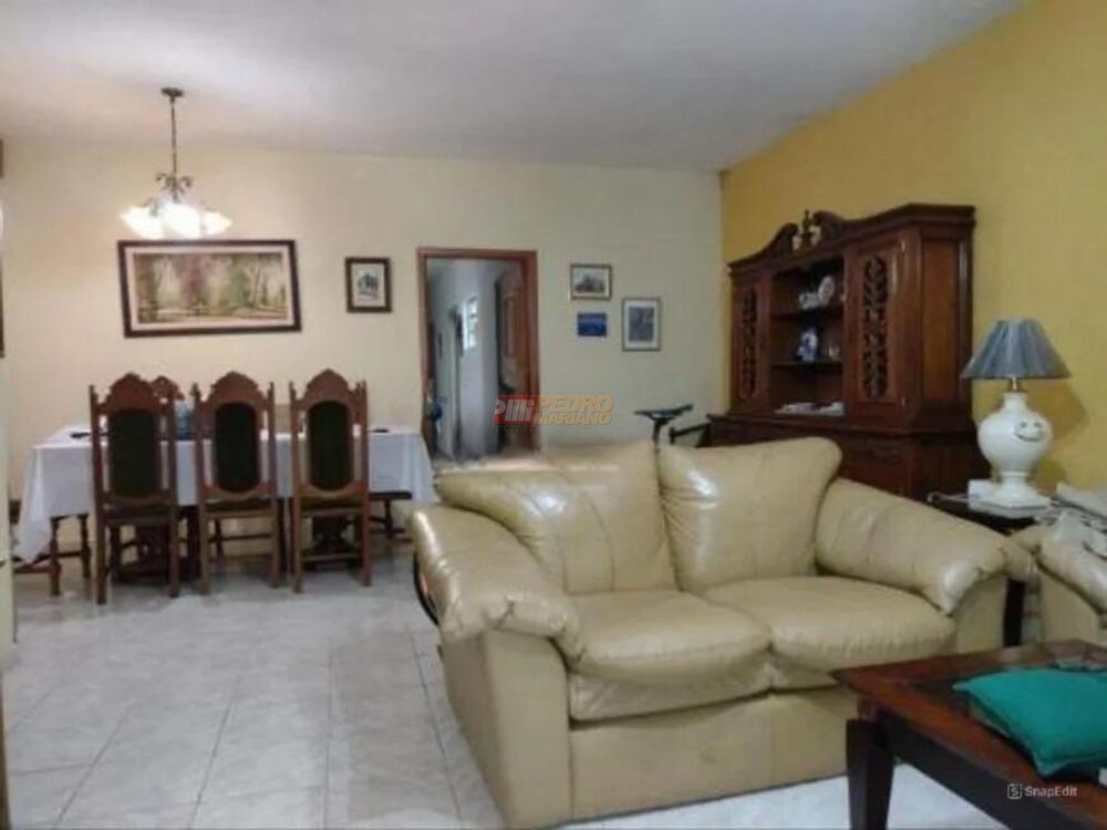 Casa, 3 quartos, 177 m² - Foto 1
