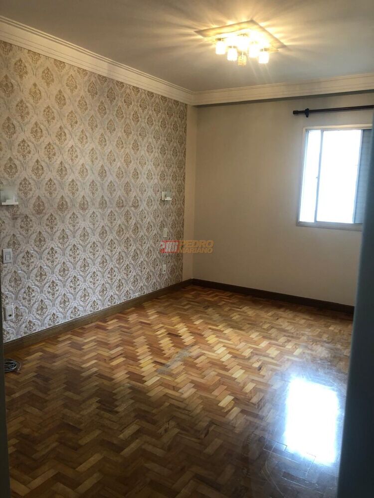 Apartamento à venda com 4 quartos, 180m² - Foto 6