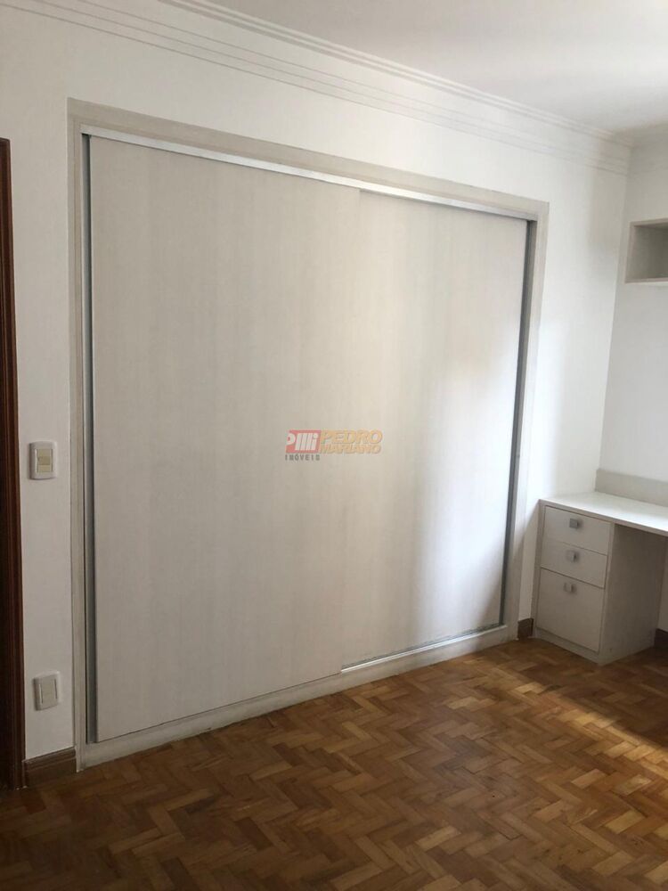 Apartamento à venda com 4 quartos, 180m² - Foto 4