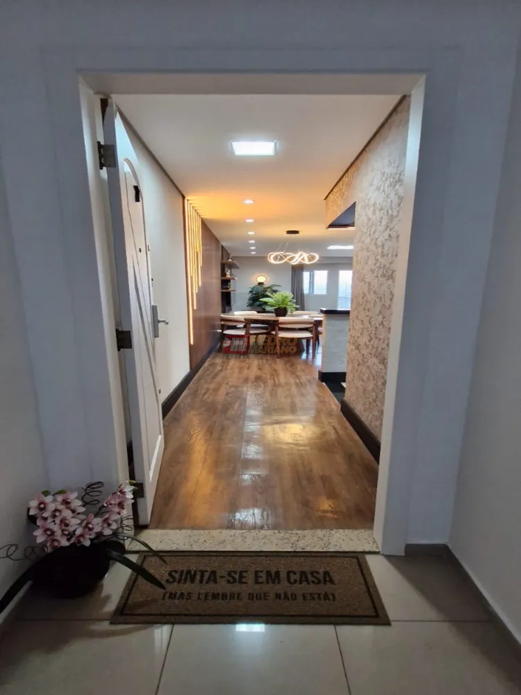 Cobertura, 3 quartos, 307 m² - Foto 2