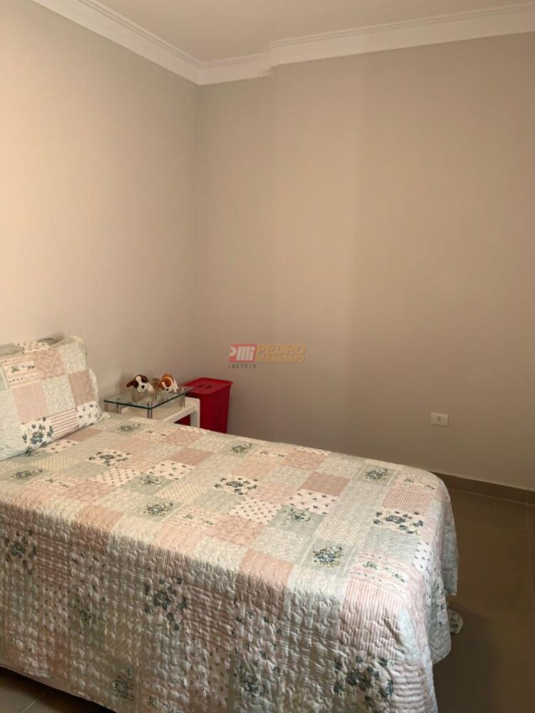 Casa à venda e aluguel com 3 quartos, 150m² - Foto 3