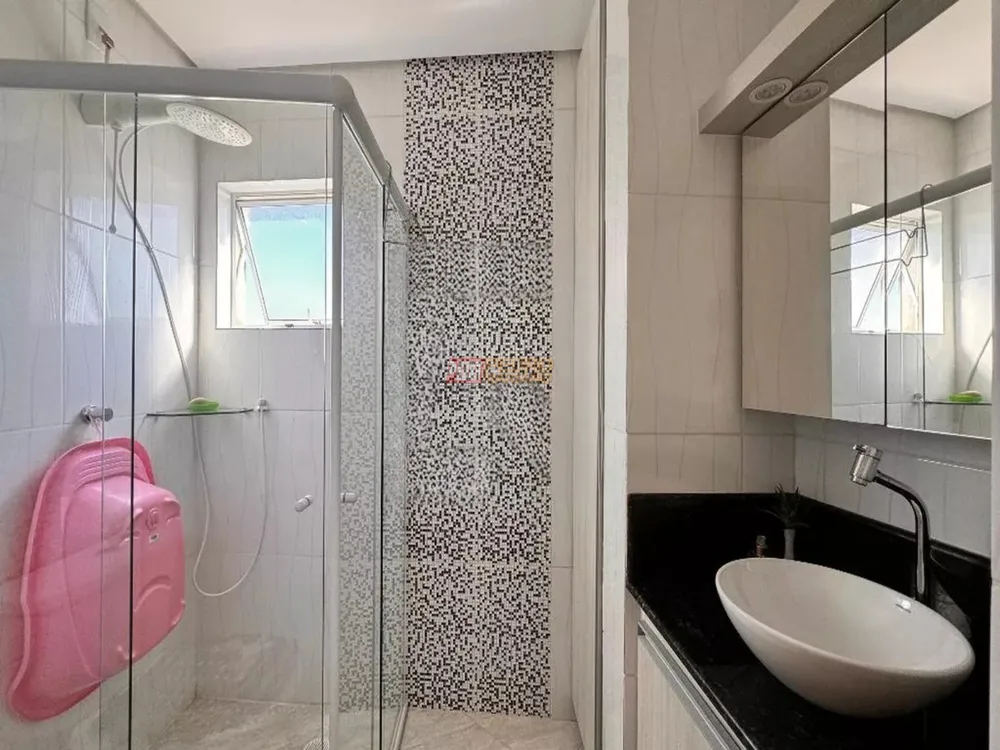 Sobrado, 3 quartos, 270 m² - Foto 3
