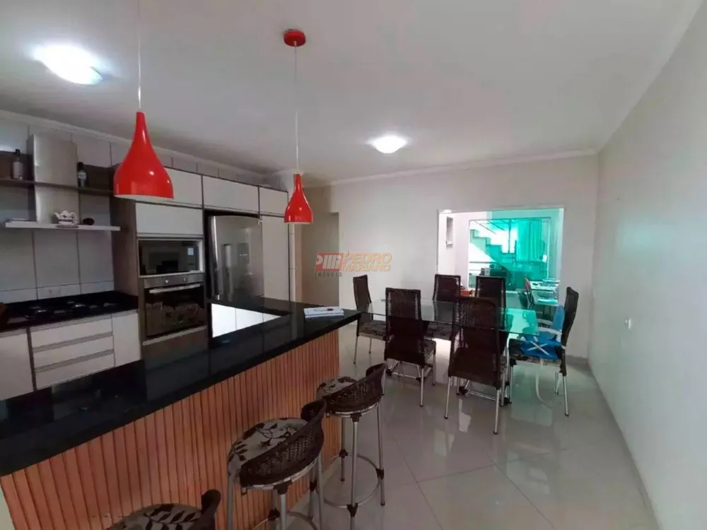 Sobrado, 4 quartos, 190 m² - Foto 3