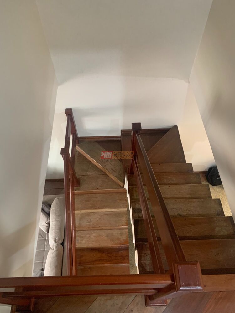 Sobrado à venda com 3 quartos, 210m² - Foto 4