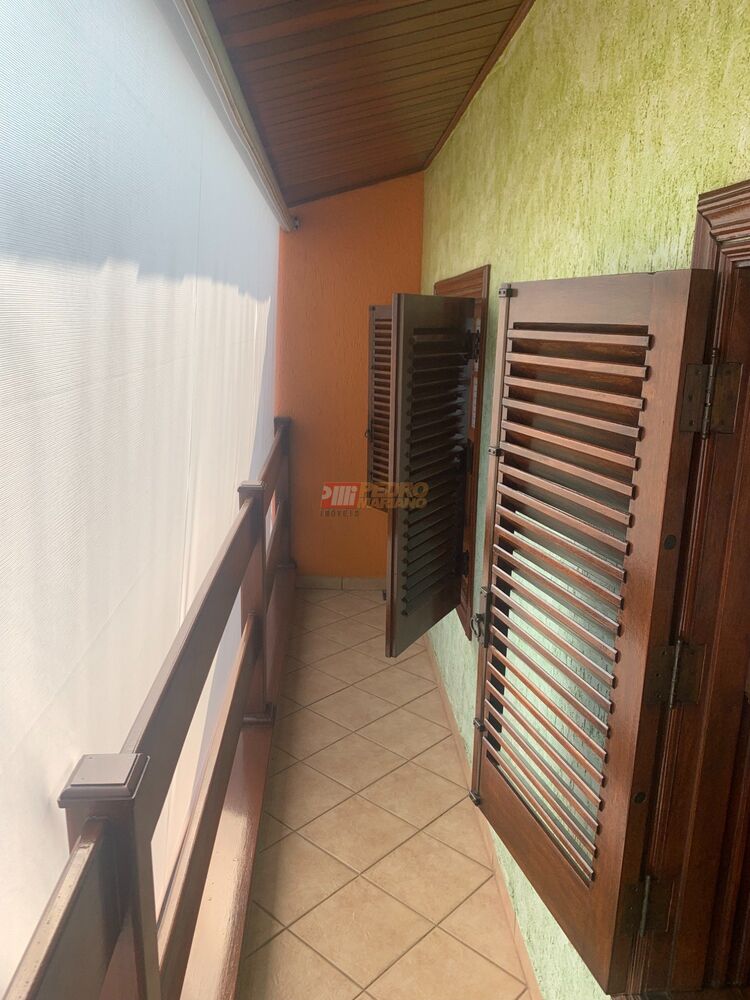 Sobrado à venda com 3 quartos, 210m² - Foto 8