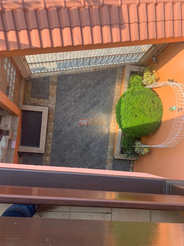 Sobrado à venda com 3 quartos, 210m² - Foto 20