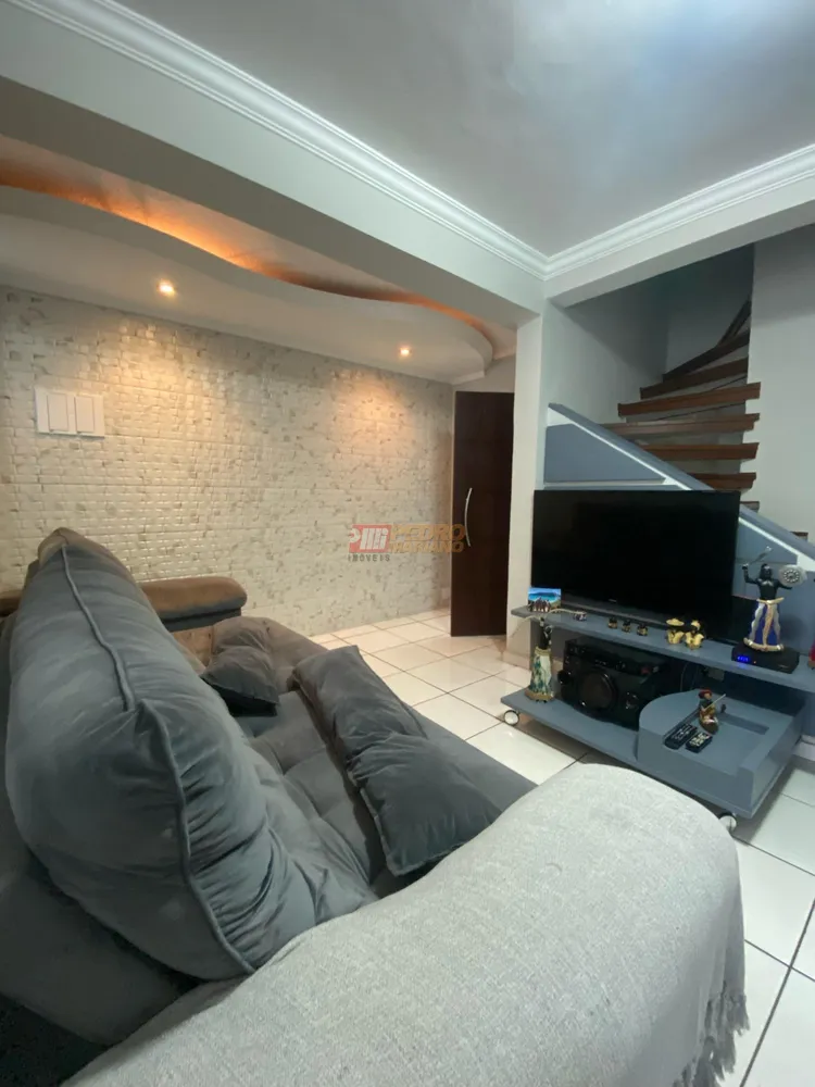 Sobrado, 3 quartos, 185 m² - Foto 1