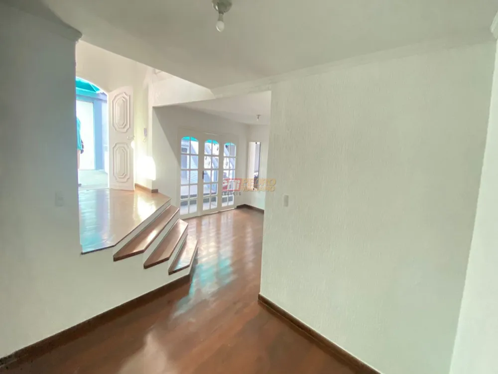 Casa, 3 quartos, 373 m² - Foto 2