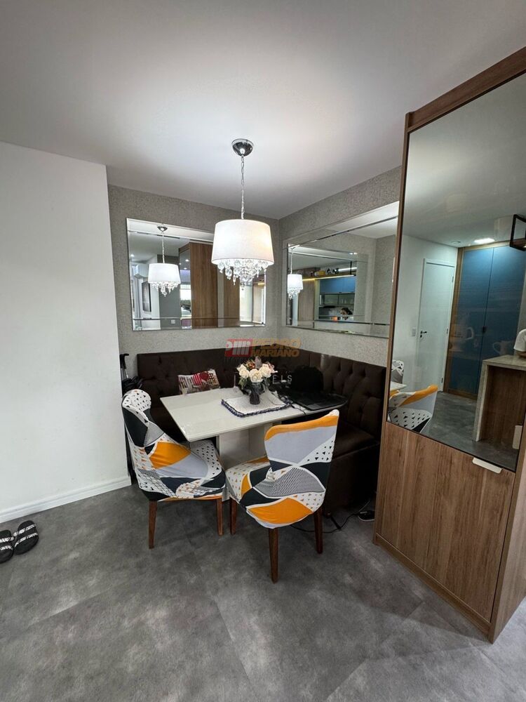 Apartamento à venda com 2 quartos, 68m² - Foto 3