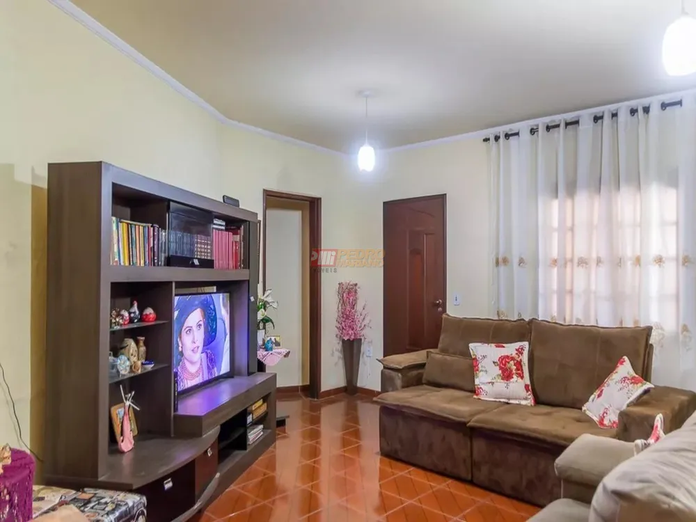 Sobrado, 3 quartos, 243 m² - Foto 1