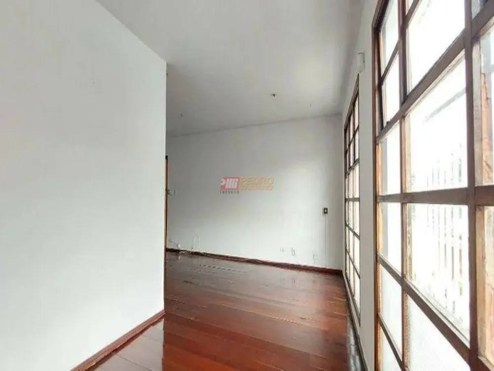 Casa, 3 quartos, 190 m² - Foto 1