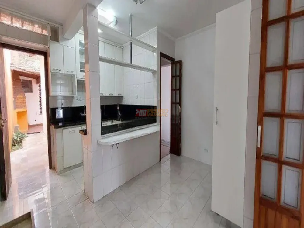 Casa, 3 quartos, 190 m² - Foto 2