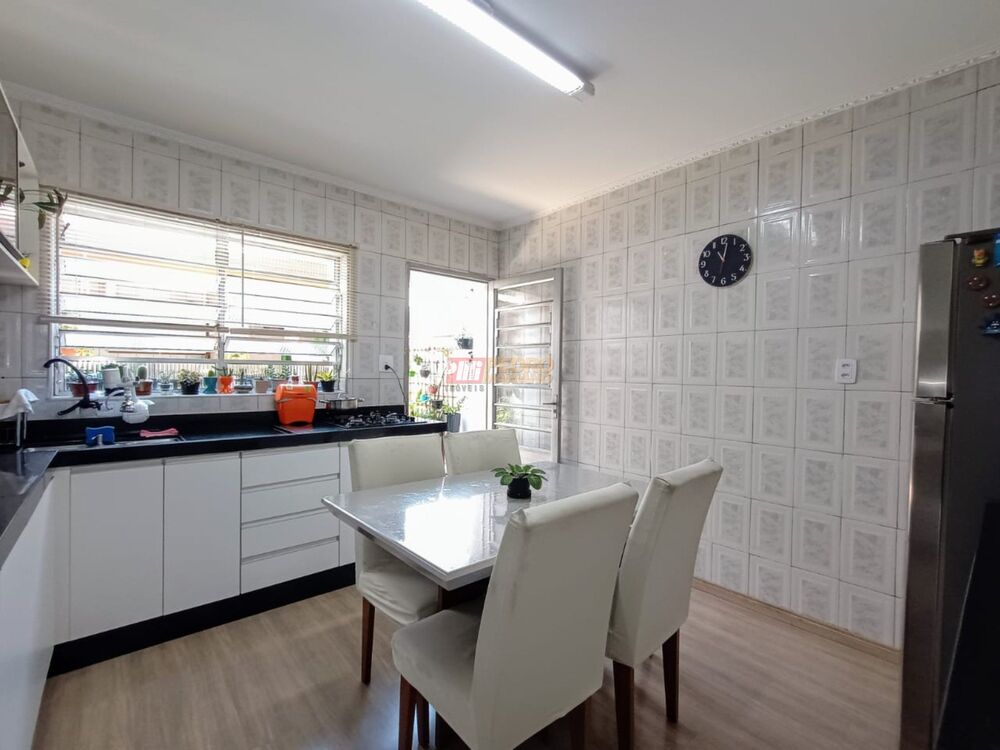 Sobrado à venda com 3 quartos, 128m² - Foto 8