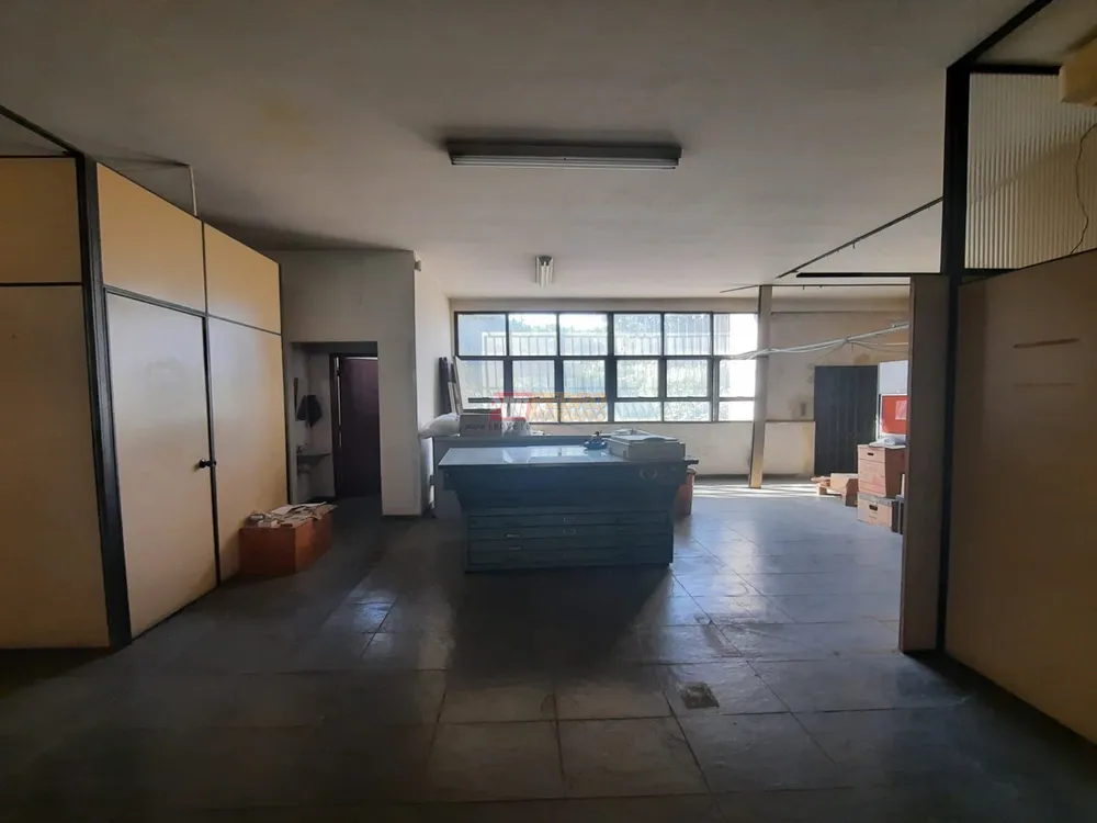Prédio Inteiro, 585 m² - Foto 2