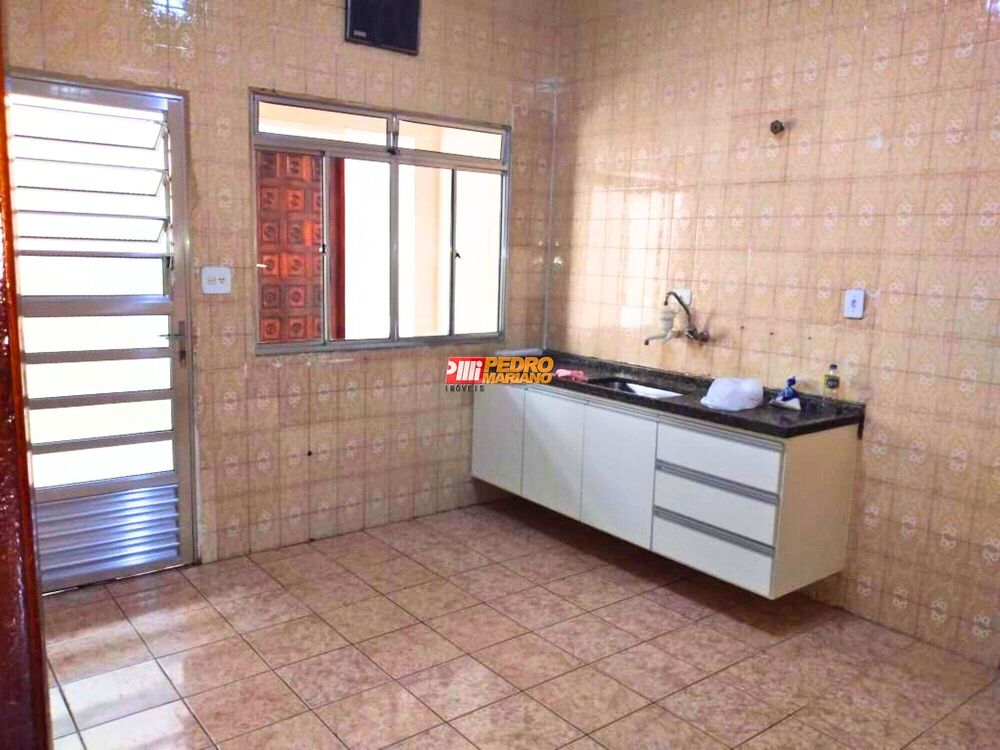 Casa, 5 quartos, 230 m² - Foto 9