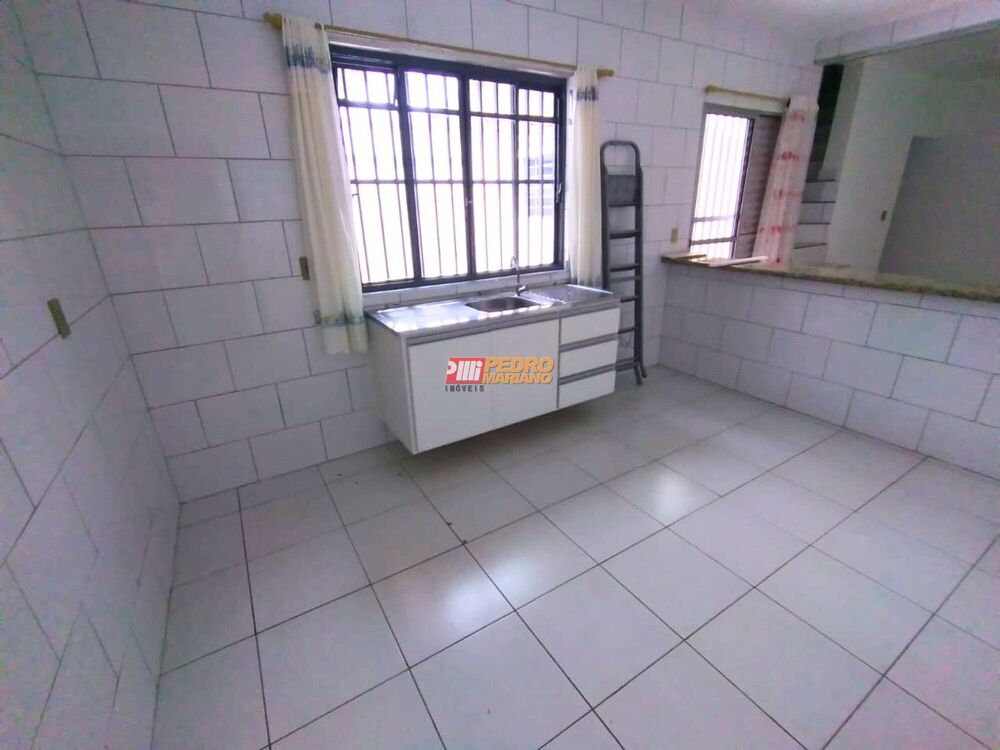 Casa, 5 quartos, 230 m² - Foto 8