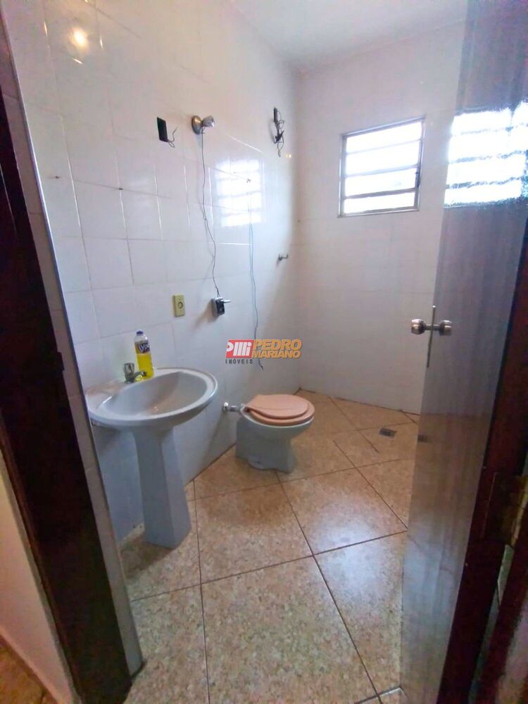 Casa, 5 quartos, 230 m² - Foto 13