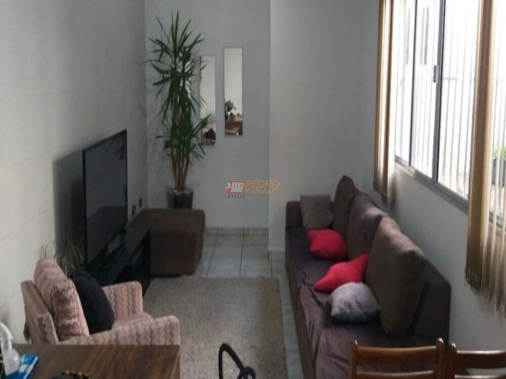 Sobrado, 3 quartos, 180 m² - Foto 1